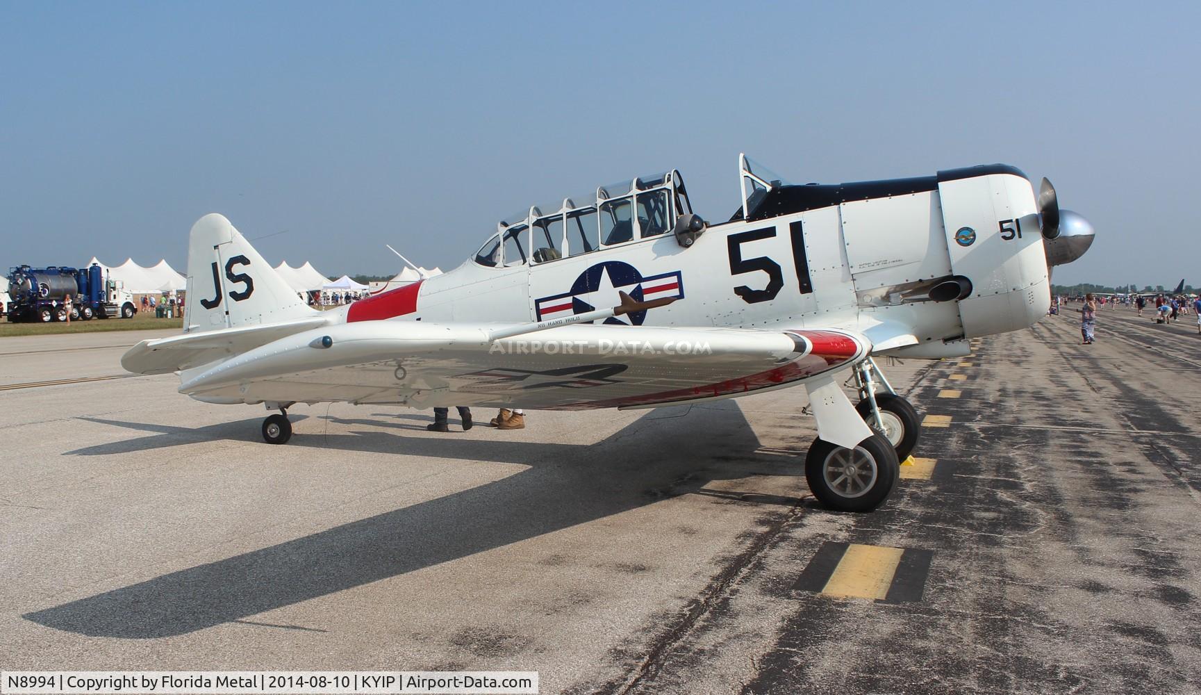 N8994, 1943 Noorduyn AT-16 Harvard II C/N 66-2814, TOM YIP 2014