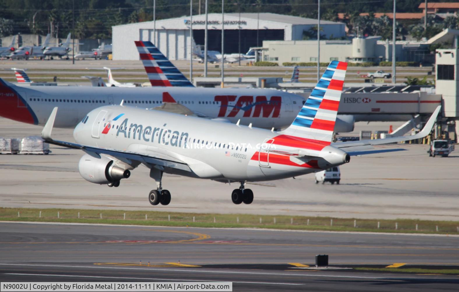N9002U, 2013 Airbus A319-115 C/N 5698, MIA spotting 2014