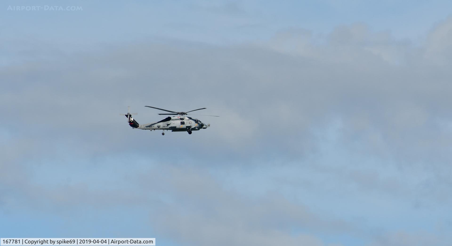 167781, Sikorsky MH-60R Strikehawk C/N Not found 167781, MH-60 from HSM-40 flies down the FL coast.