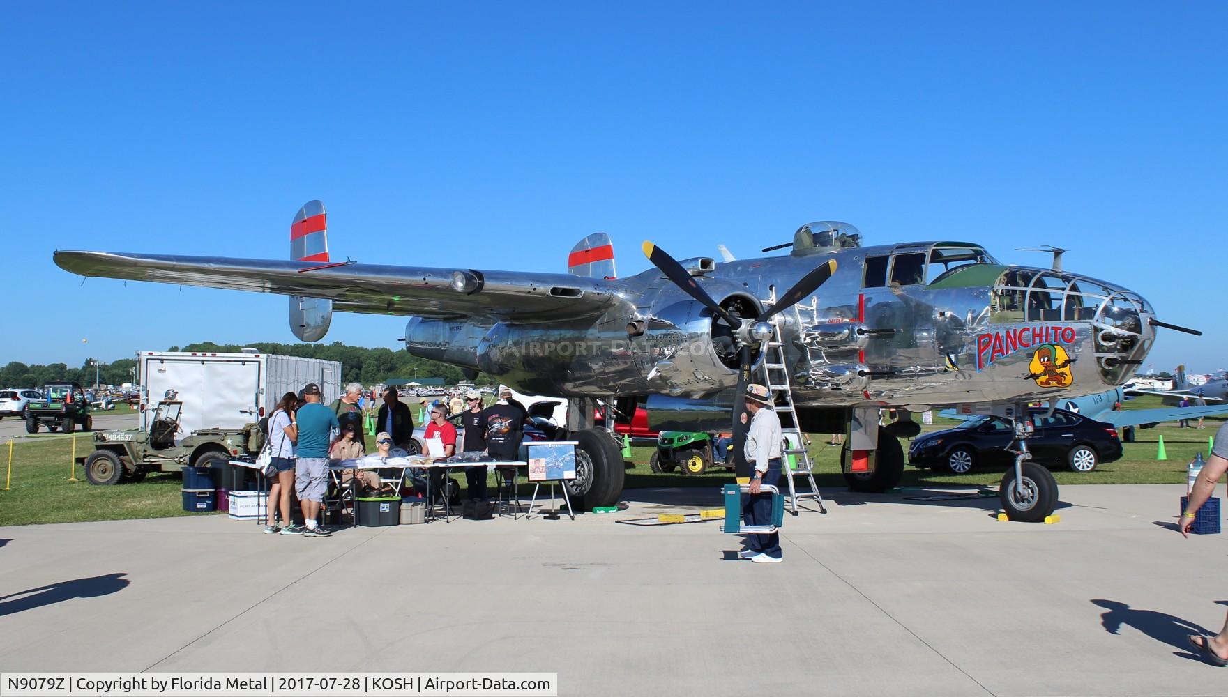 N9079Z, 1944 North American TB-25N Mitchell C/N 108-34009, EAA OSH 2017