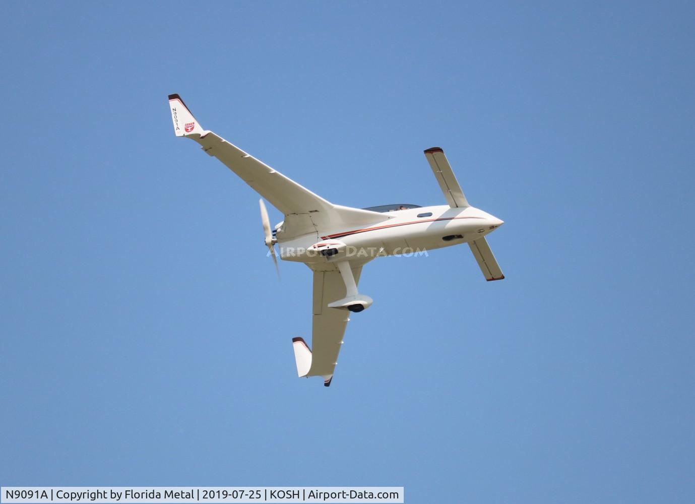 N9091A, 1983 Rutan VariEze C/N SLW1, EAA OSH 2019