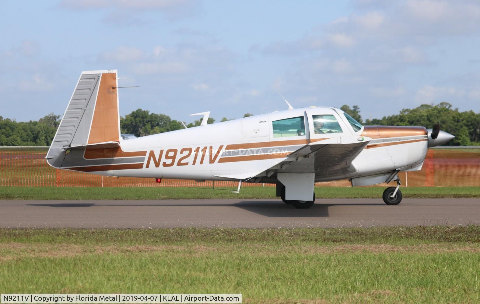 N9211V, 1969 Mooney M20C Ranger C/N 690047, SNF LAL 2019