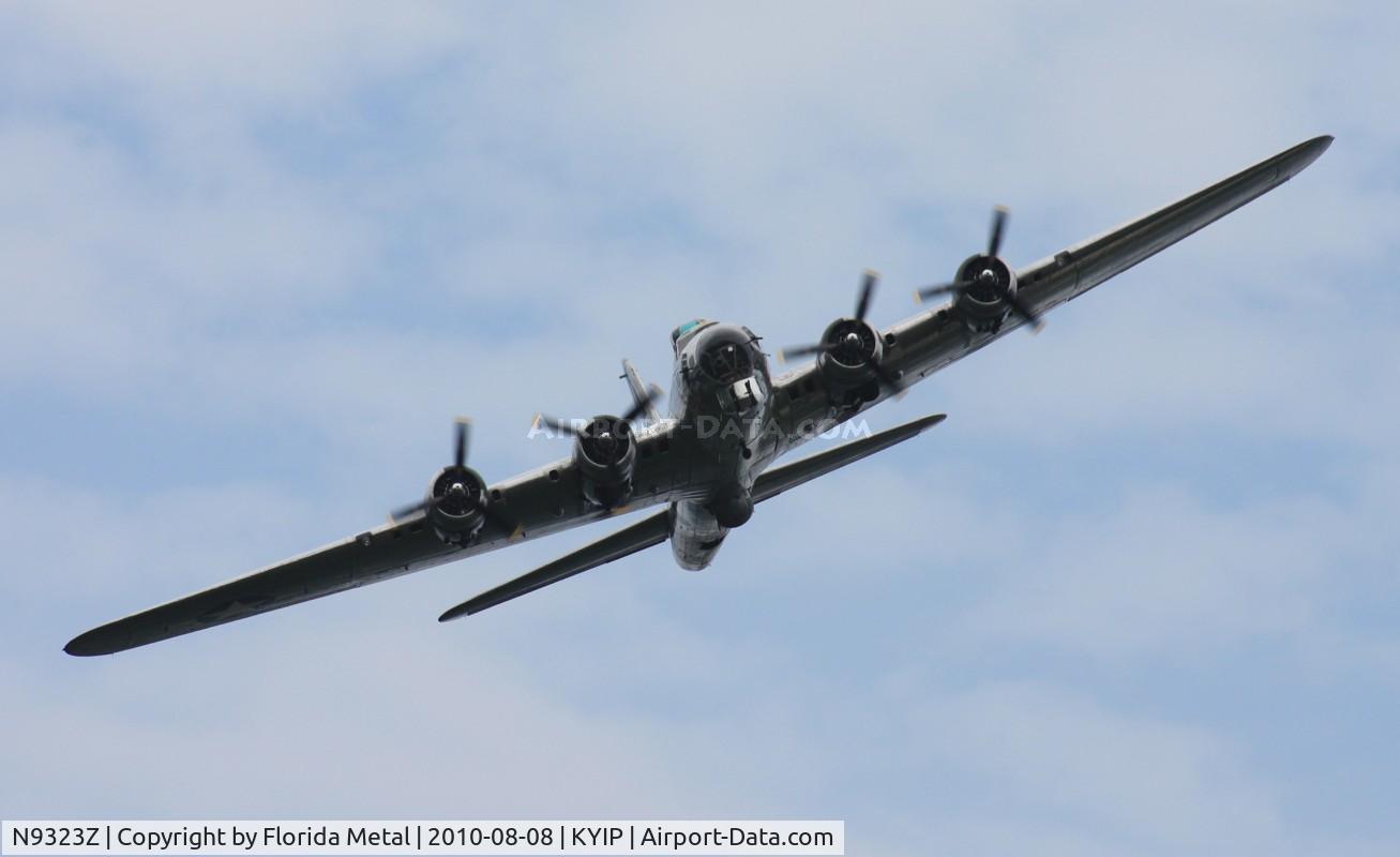 N9323Z, 1944 Boeing B-17G-85-DL Flying Fortress C/N 32155, TOM YIP 2010
