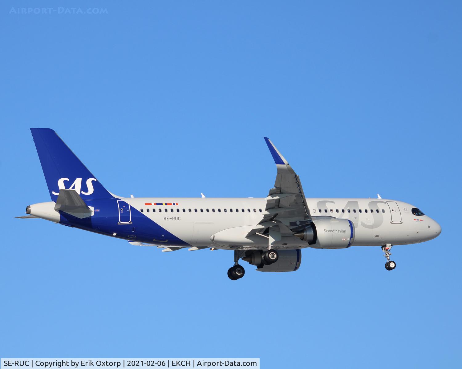 SE-RUC, 2020 Airbus A320-251N C/N 10051, SE-RUC landing rw 04L