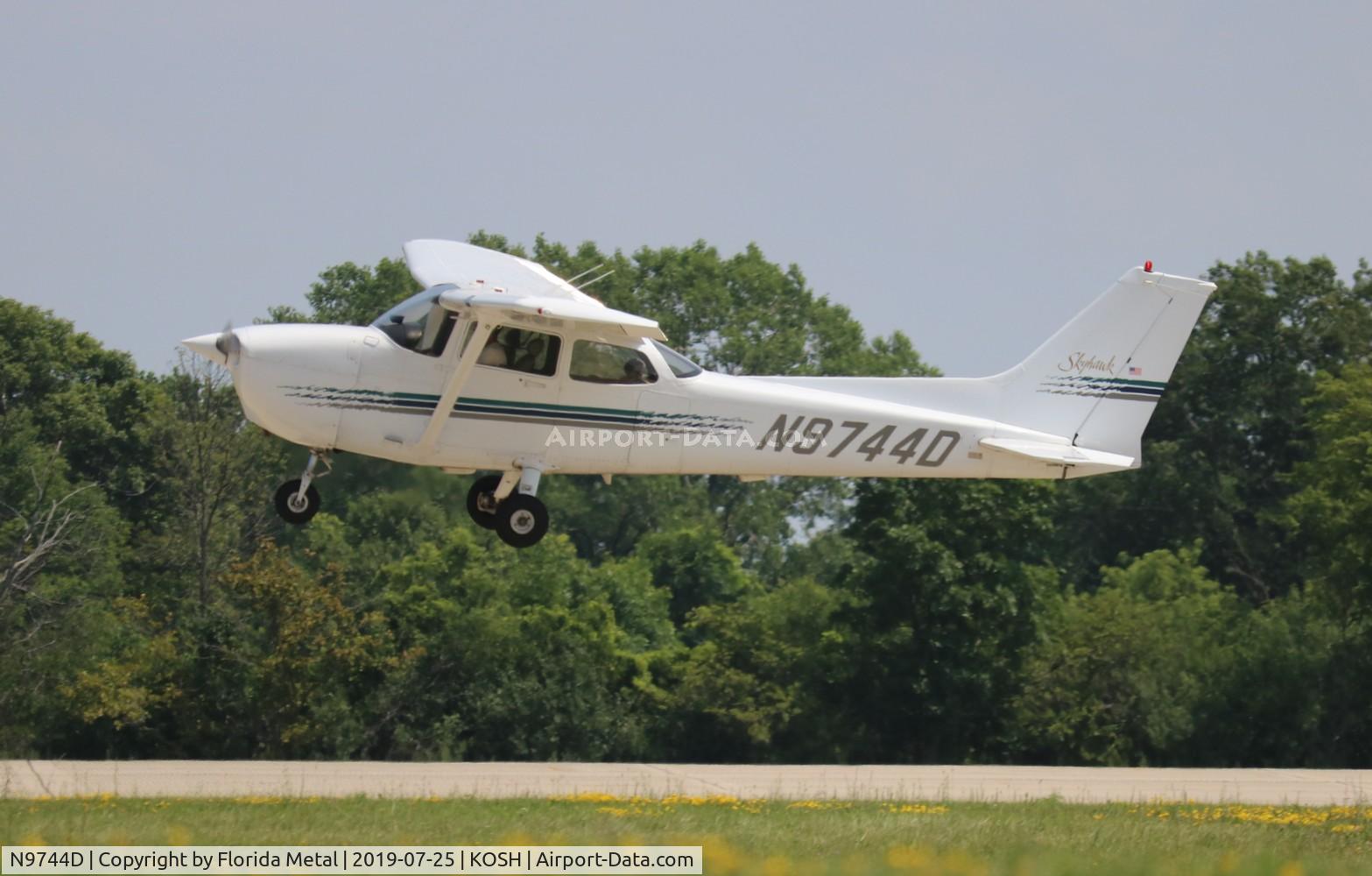 N9744D, 1997 Cessna 172R C/N 17280260, EAA OSH 2019