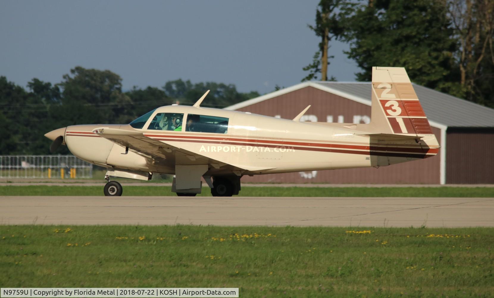 N9759U, 1981 Mooney M20K C/N 25-0517, EAA OSH 2018