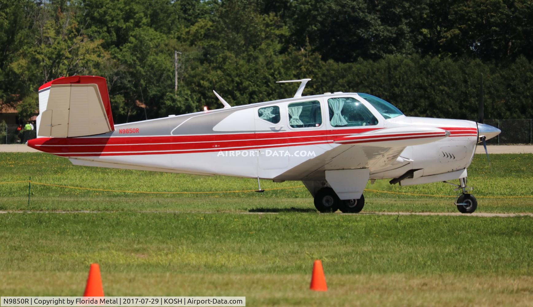 N9850R, 1960 Beech M35 Bonanza C/N D-6401, EAA OSH 2017