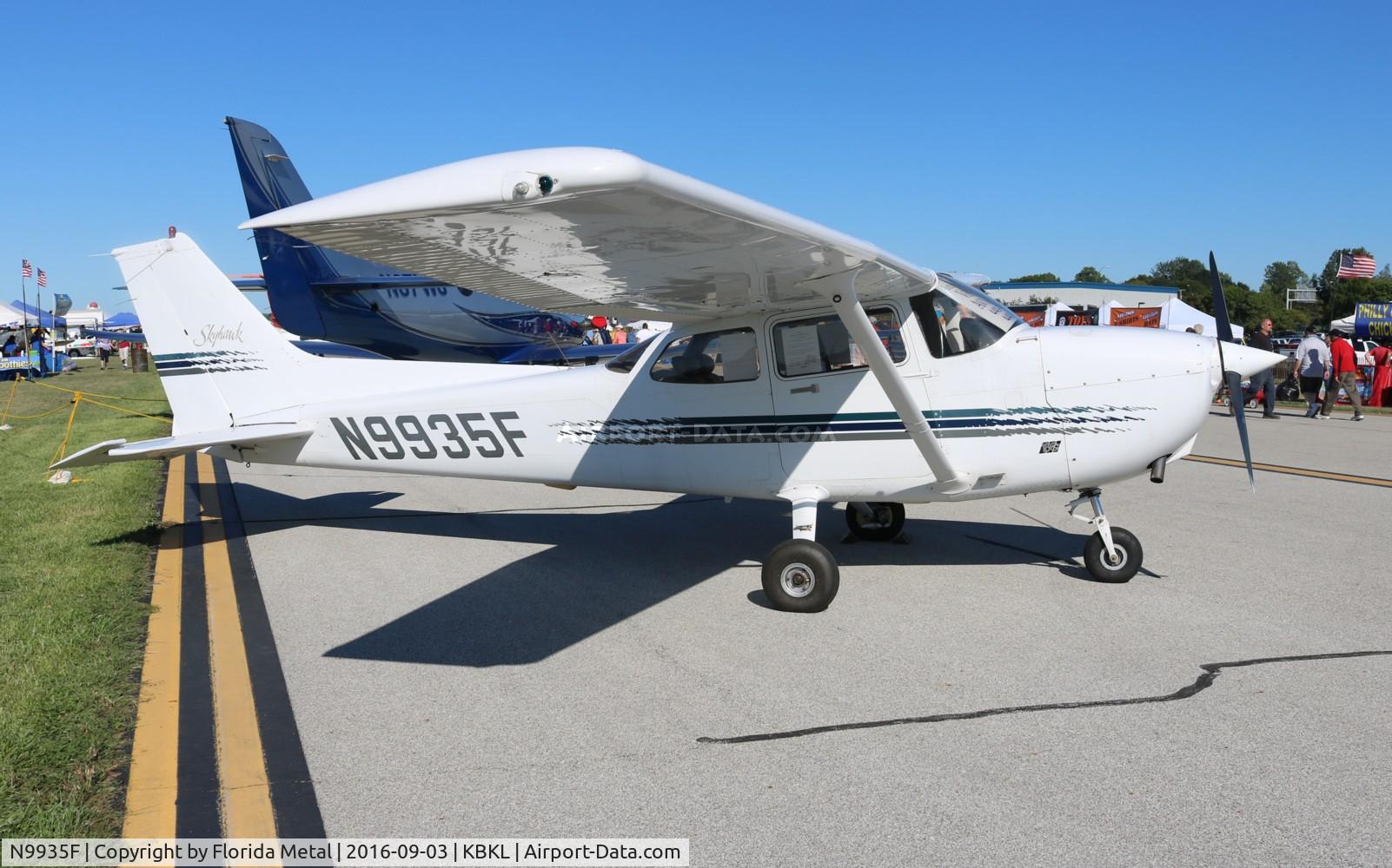 N9935F, 1999 Cessna 172R C/N 17280645, Cleveland Airshow 2016