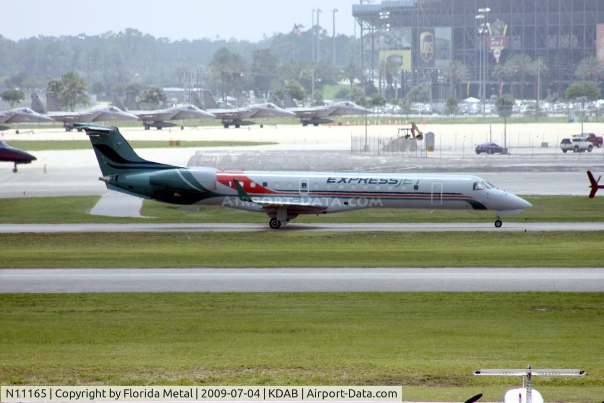 N11165, 2004 Embraer ERJ-145XR (EMB-145XR) C/N 14500819, DAB Spotting 2009