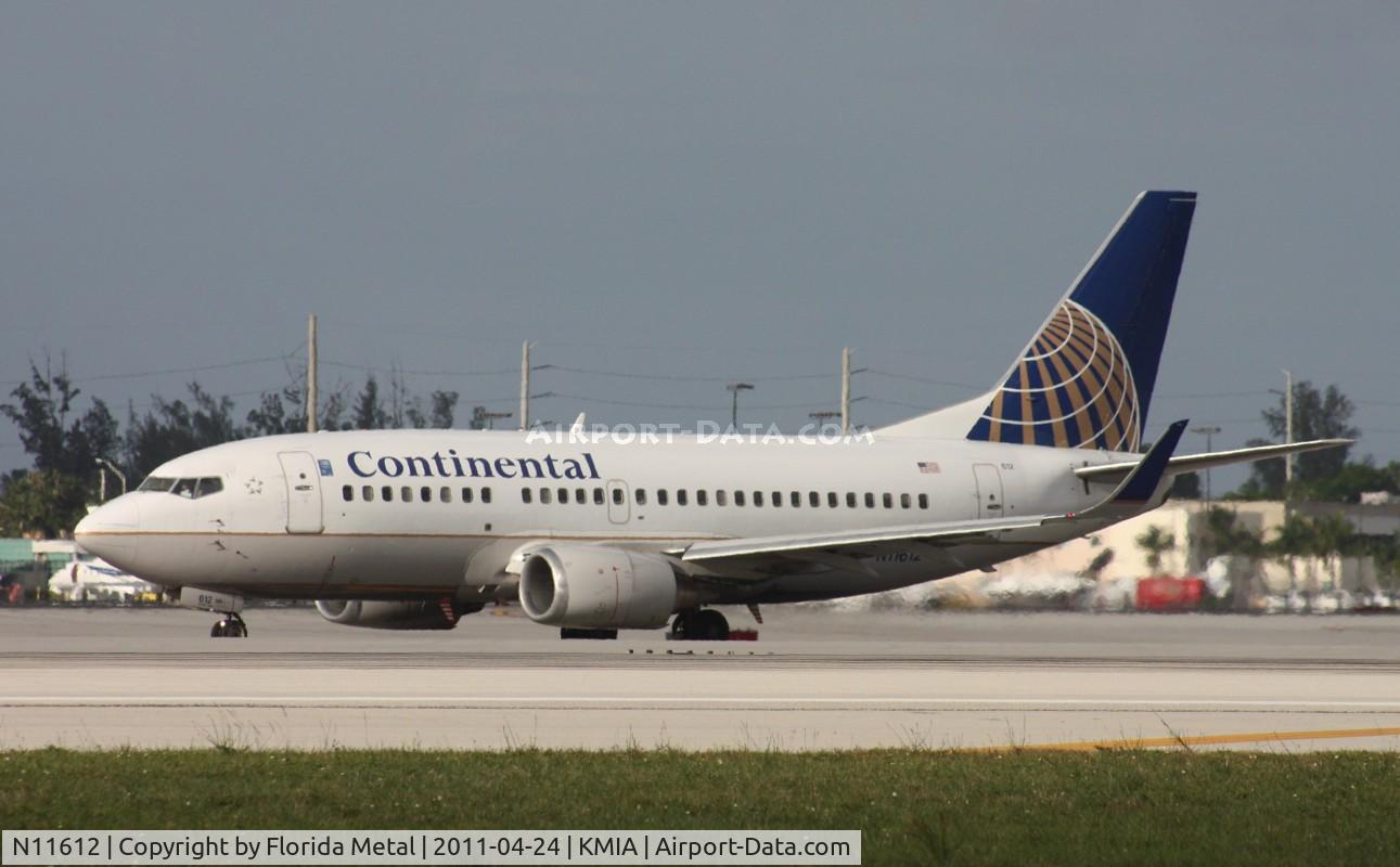 N11612, 1994 Boeing 737-524 C/N 27325, MIA spotting 2011