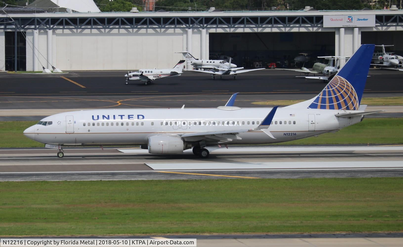 N12216, 1998 Boeing 737-824 C/N 28776, TPA spotting 2018