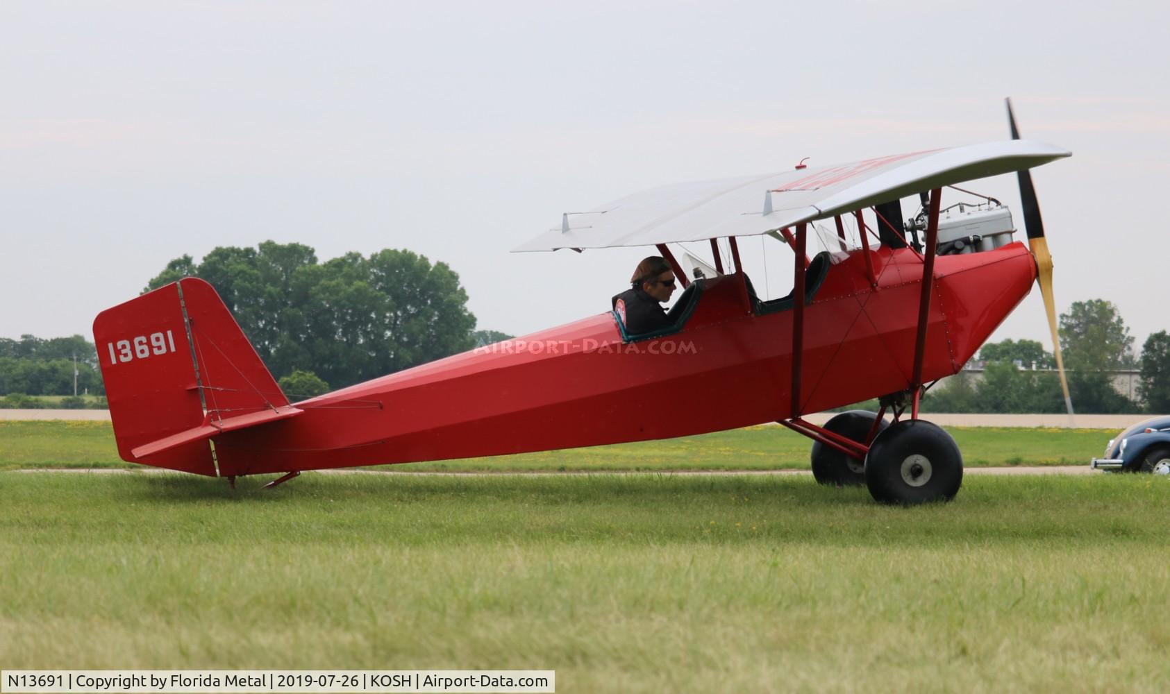 N13691, 1933 Pietenpol Air Camper C/N 1, EAA OSH 2019
