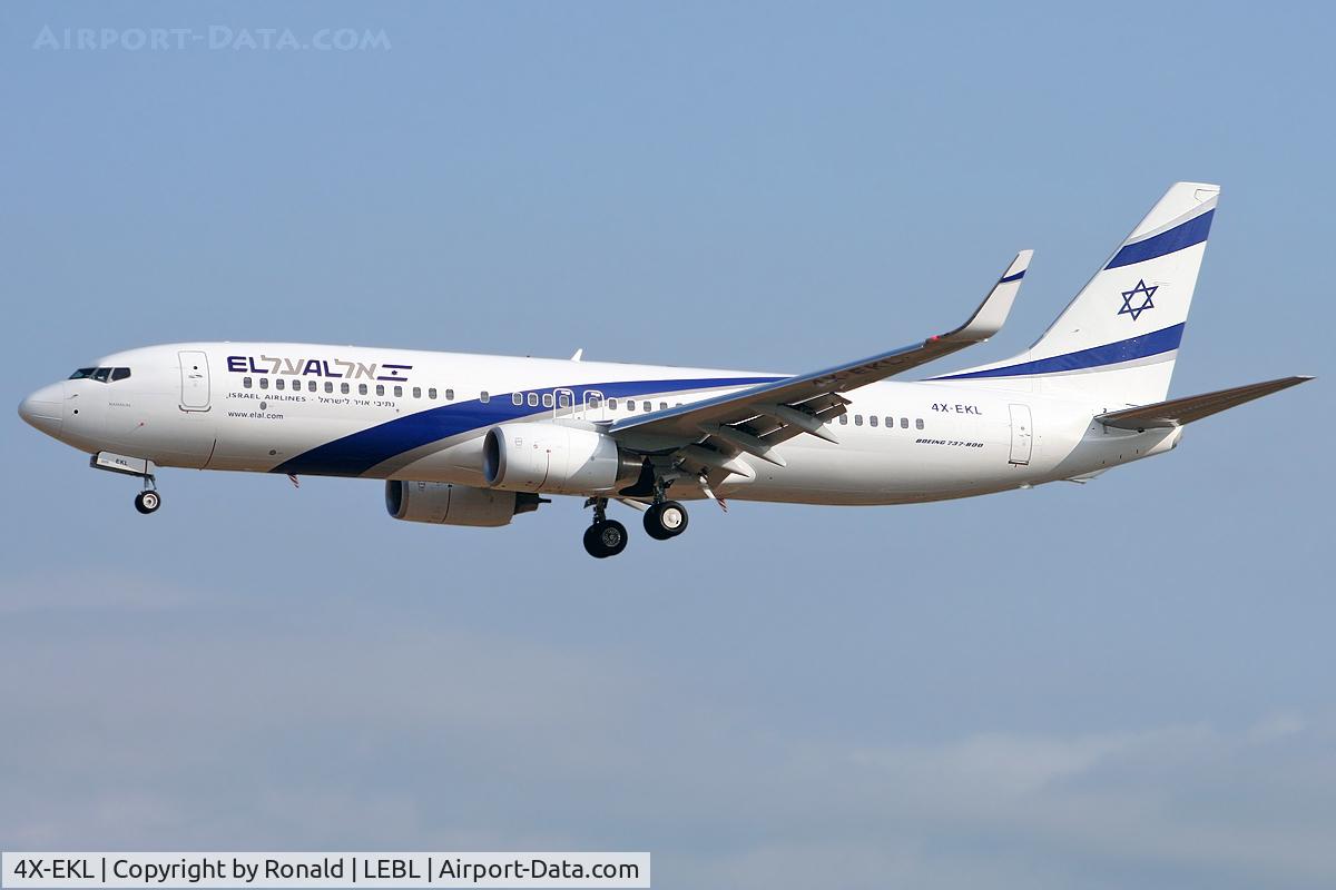 4X-EKL, 2009 Boeing 737-85P C/N 35478, at el prat