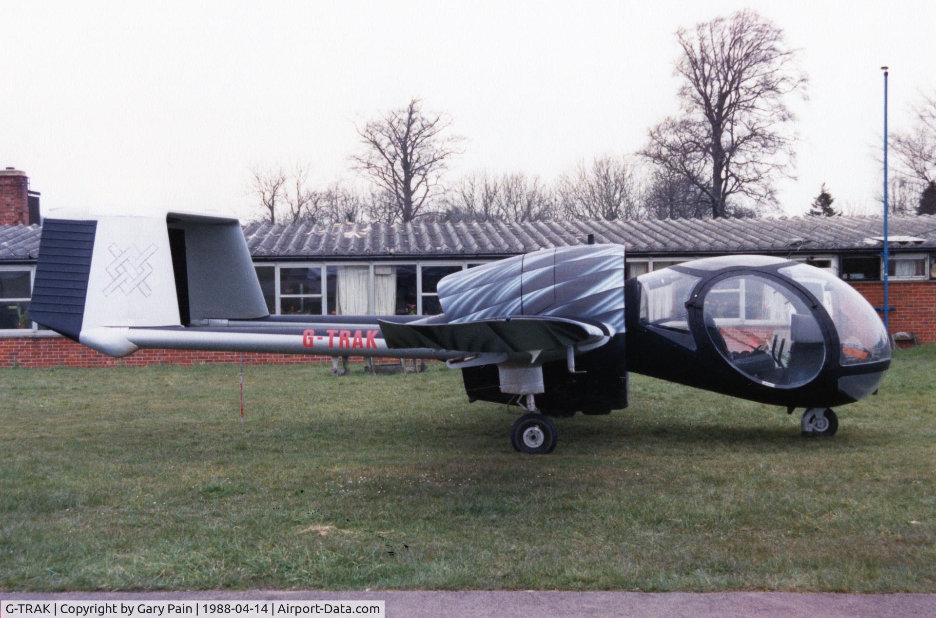 G-TRAK, 1984 Optica Industries OA7 Optica C/N 003, Taken at Lasham, UK. 
14th April 1988. C/N. 003.