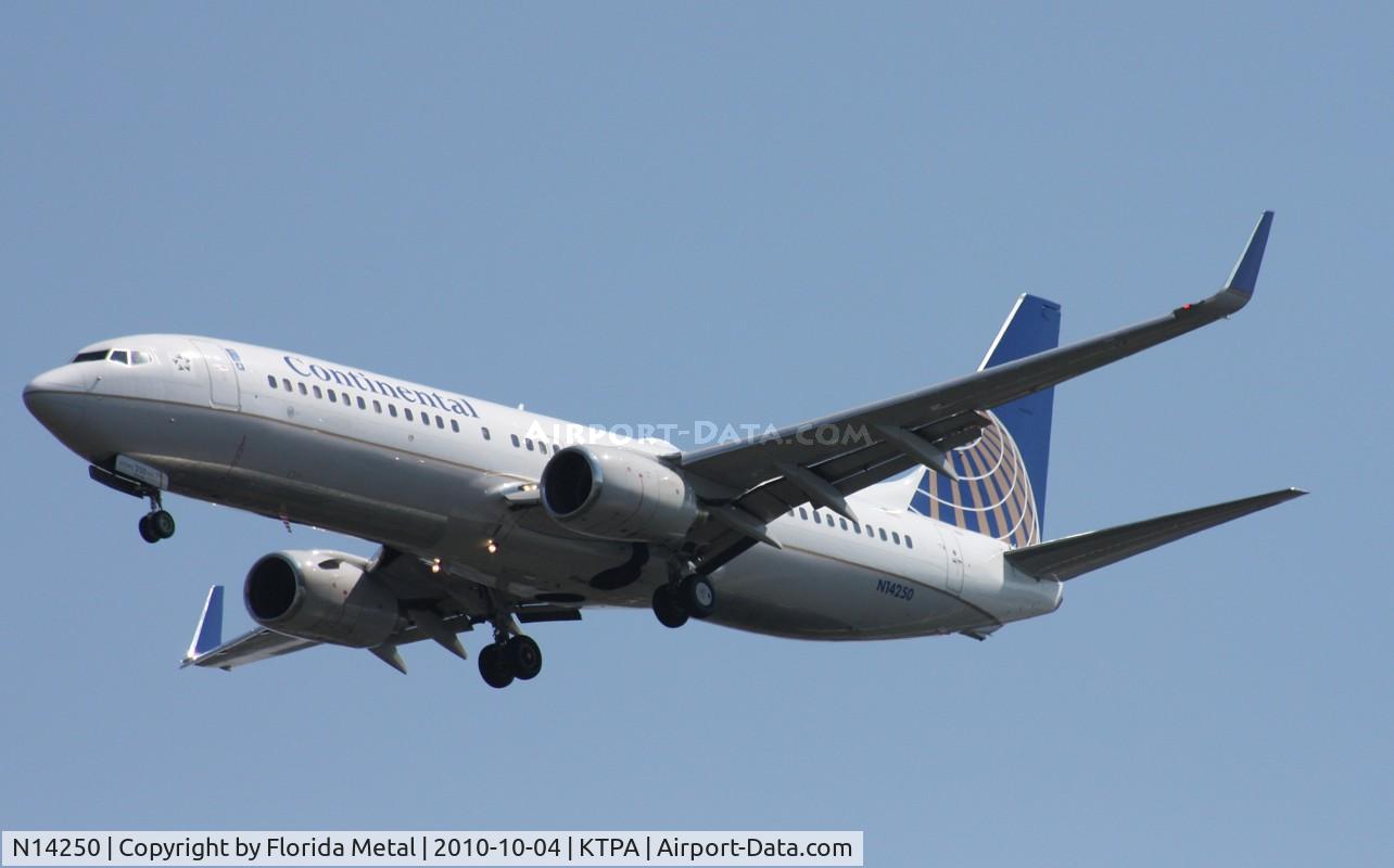 N14250, 1999 Boeing 737-824 C/N 28957, TPA spotting 2010