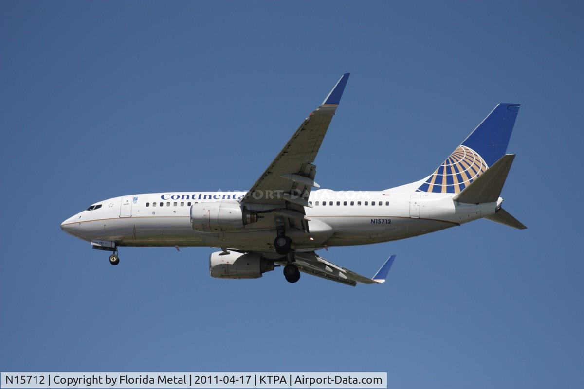 N15712, 1998 Boeing 737-724 C/N 28783, TPA spotting 2011
