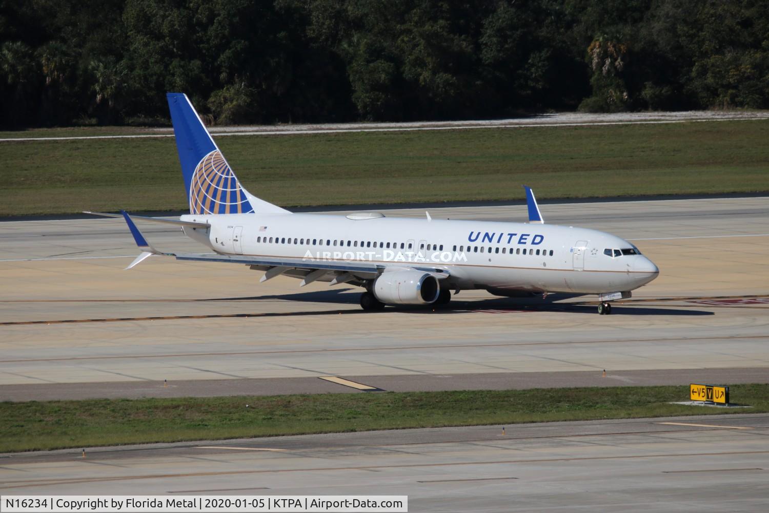 N16234, 1999 Boeing 737-824 C/N 28946, TPA spotting 2020