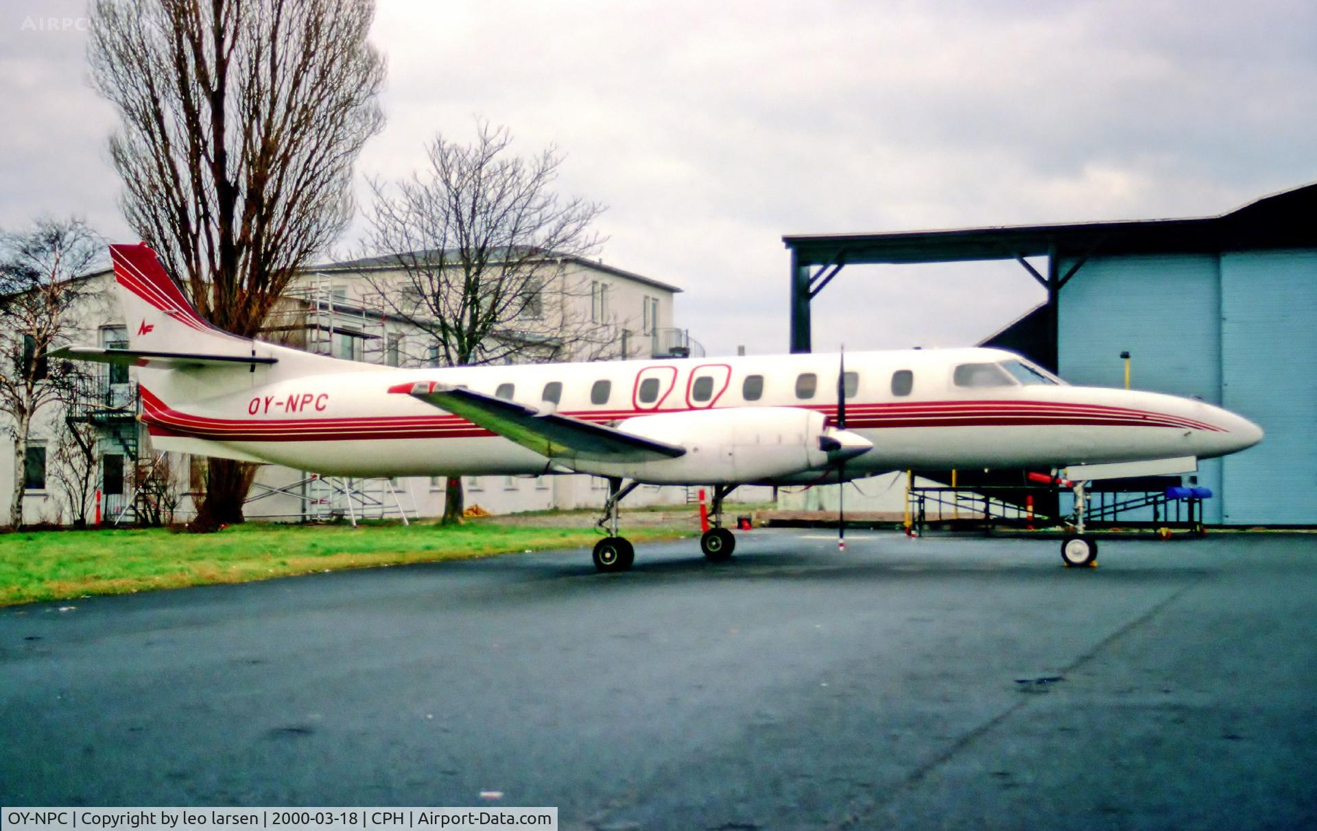 OY-NPC, 1989 Fairchild SA-227AC Metro III C/N AC-748B, Copenhagen 18.3.2000