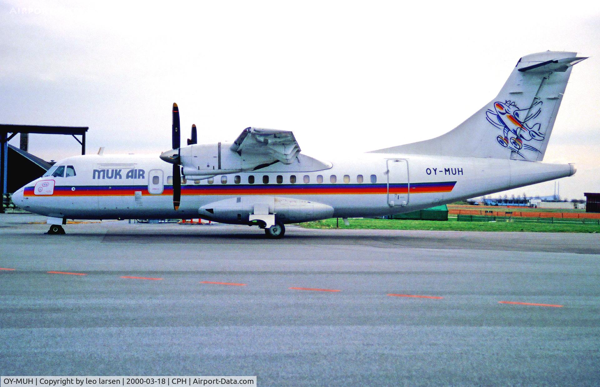 OY-MUH, 1989 ATR 42-312 C/N 125, Copenhagen 18.3.2000