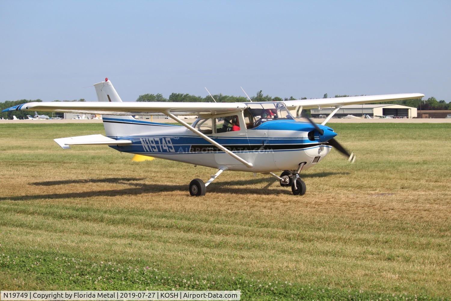 N19749, 1972 Cessna 172L C/N 17260720, EAA OSH 2019