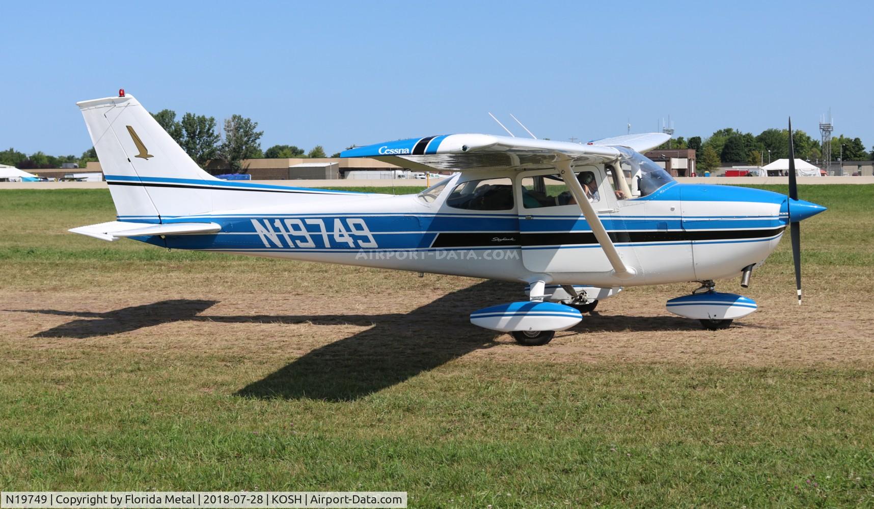 N19749, 1972 Cessna 172L C/N 17260720, EAA OSH 2018