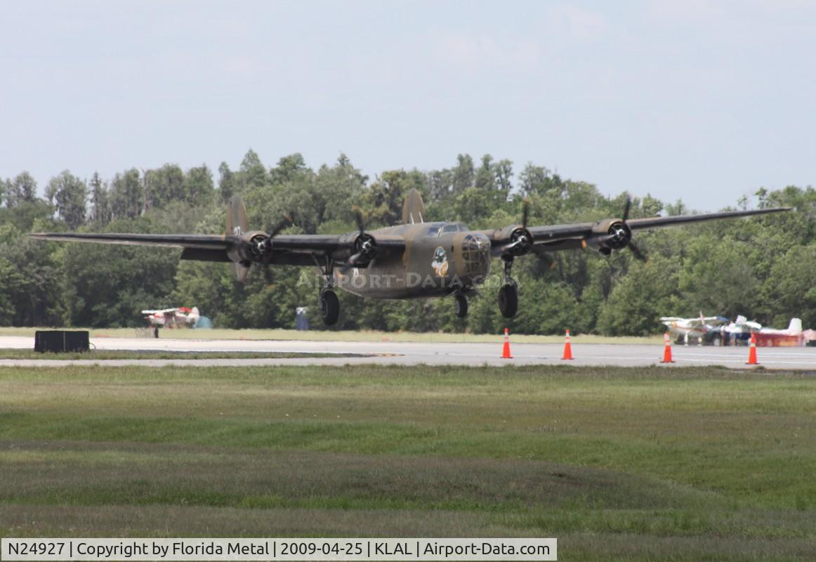 N24927, 1940 Consolidated Vultee RLB30 (B-24) C/N 18, SNF LAL 2009