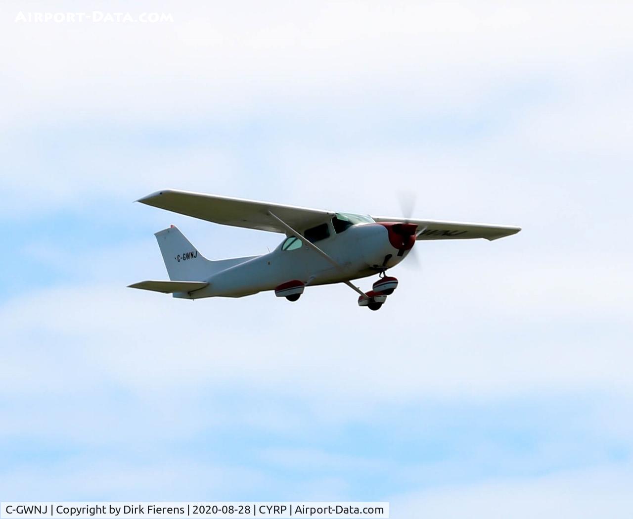 C-GWNJ, 1975 Cessna 172M C/N 172-64597, approaching airport