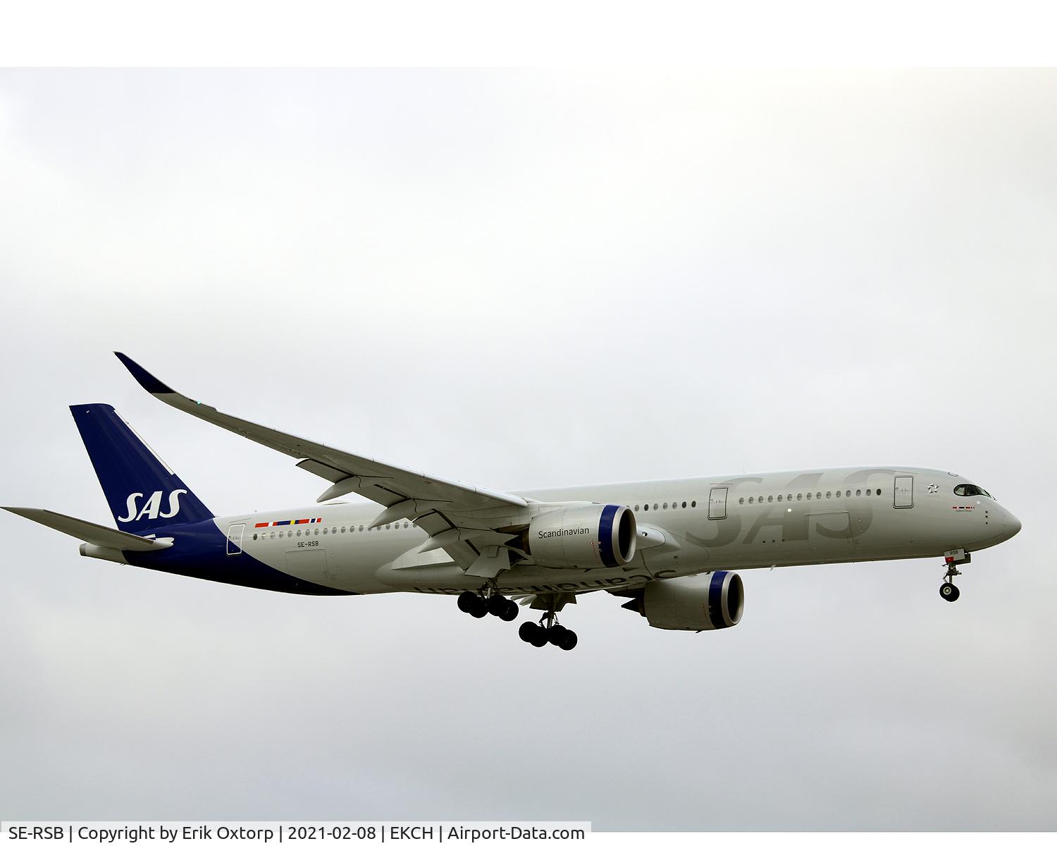 SE-RSB, 2019 Airbus A350-941 C/N 378, SE-RSB landing rw 04L