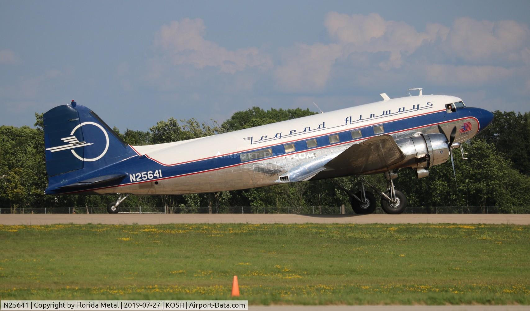 N25641, 1943 Douglas DC3C-S4C4G (C-47) C/N 9059, EAA OSH 2019