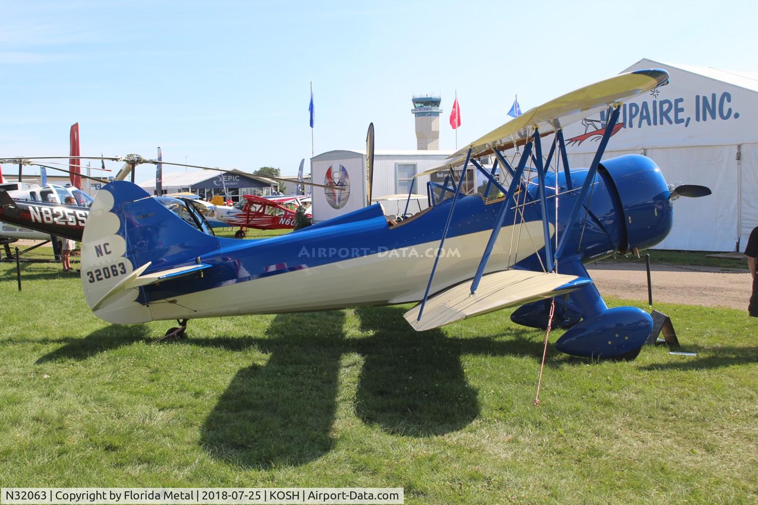N32063, 1941 Waco UPF-7 C/N 5695, EAA OSH 2018