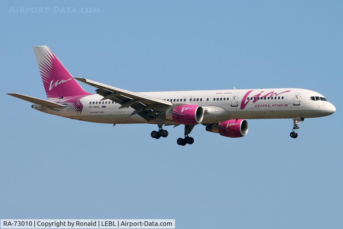 RA-73010, 1992 Boeing 757-230 C/N 25438, at el prat
