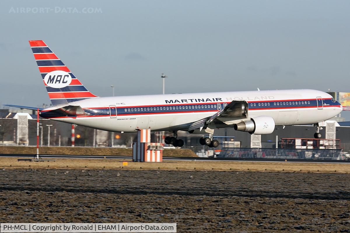 PH-MCL, 1992 Boeing 767-31A/ER C/N 26469, at spl