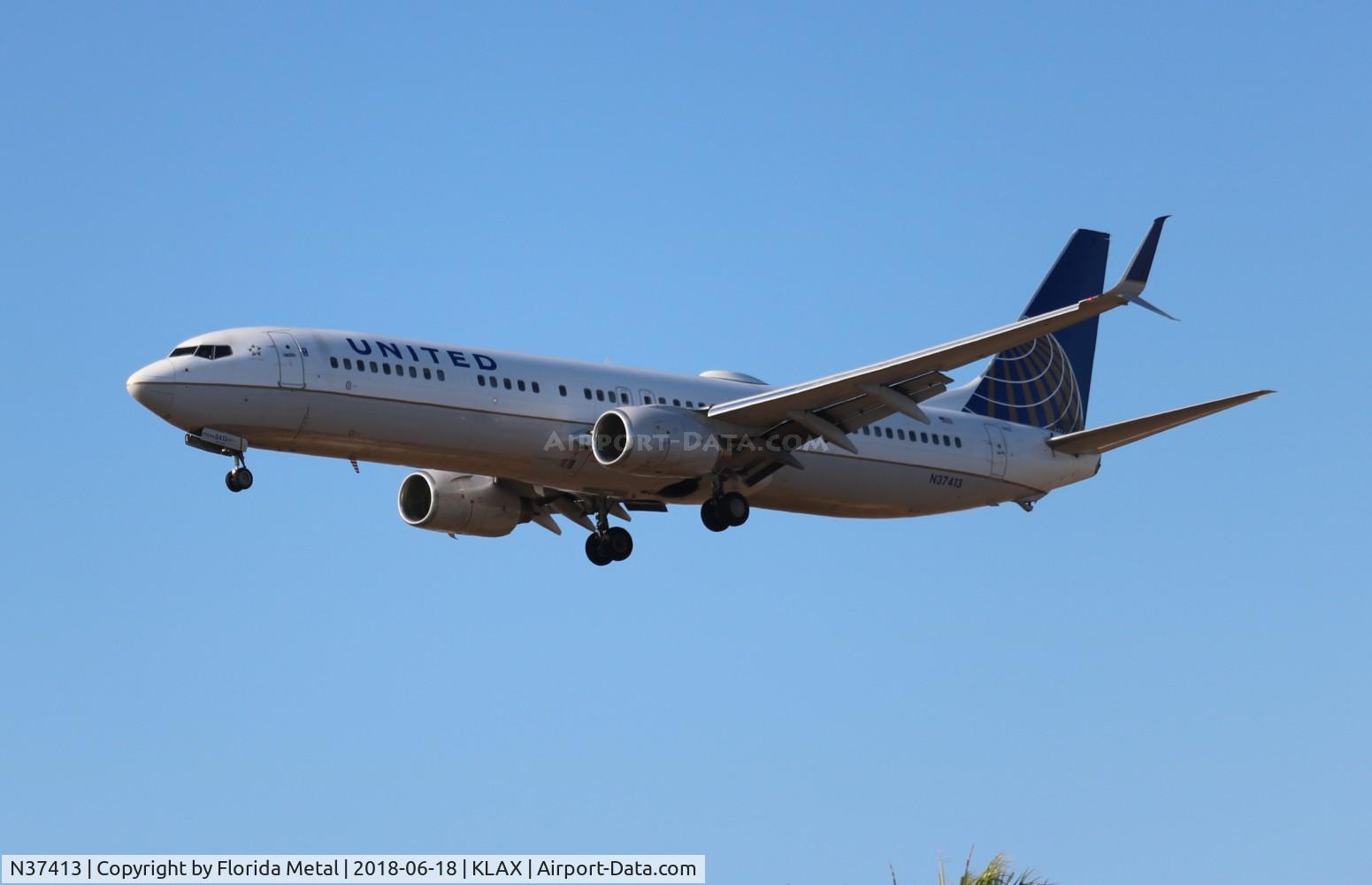 N37413, 2008 Boeing 737-924/ER C/N 31664, LAX spotting 2018
