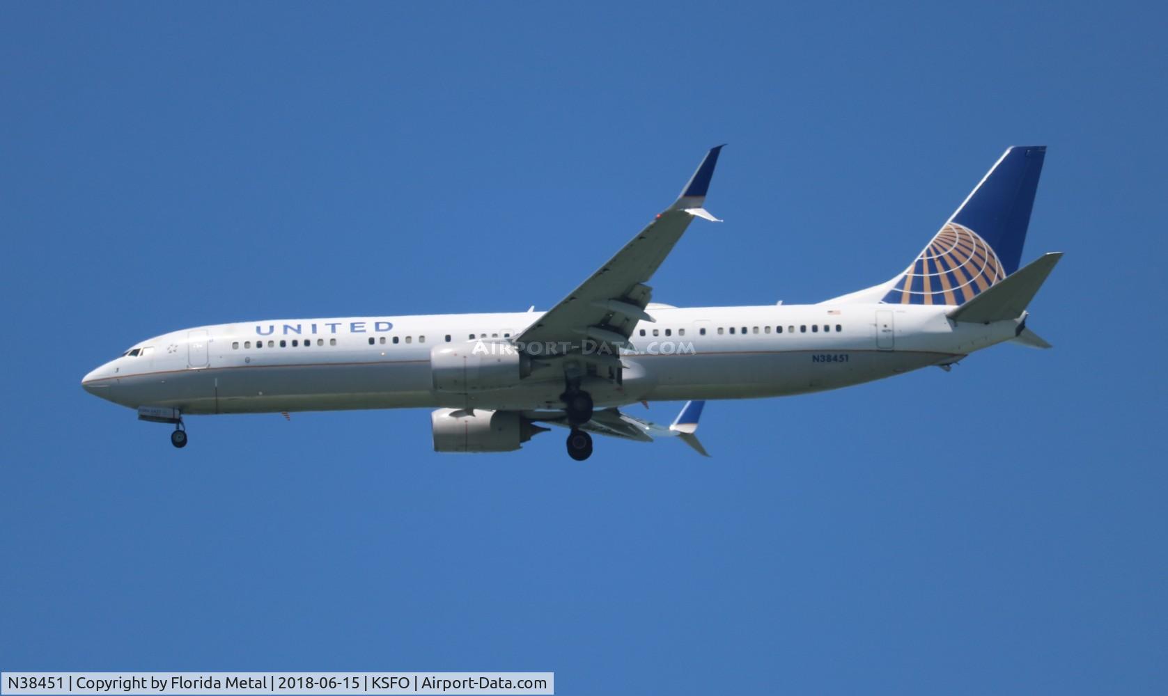 N38451, 2012 Boeing 737-924/ER C/N 31646, SFO Spotting 2018