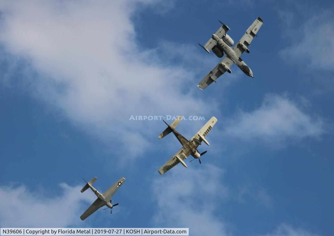 N39606, 1955 Douglas AD-6 Skyraider C/N 10838, EAA OSH 2019