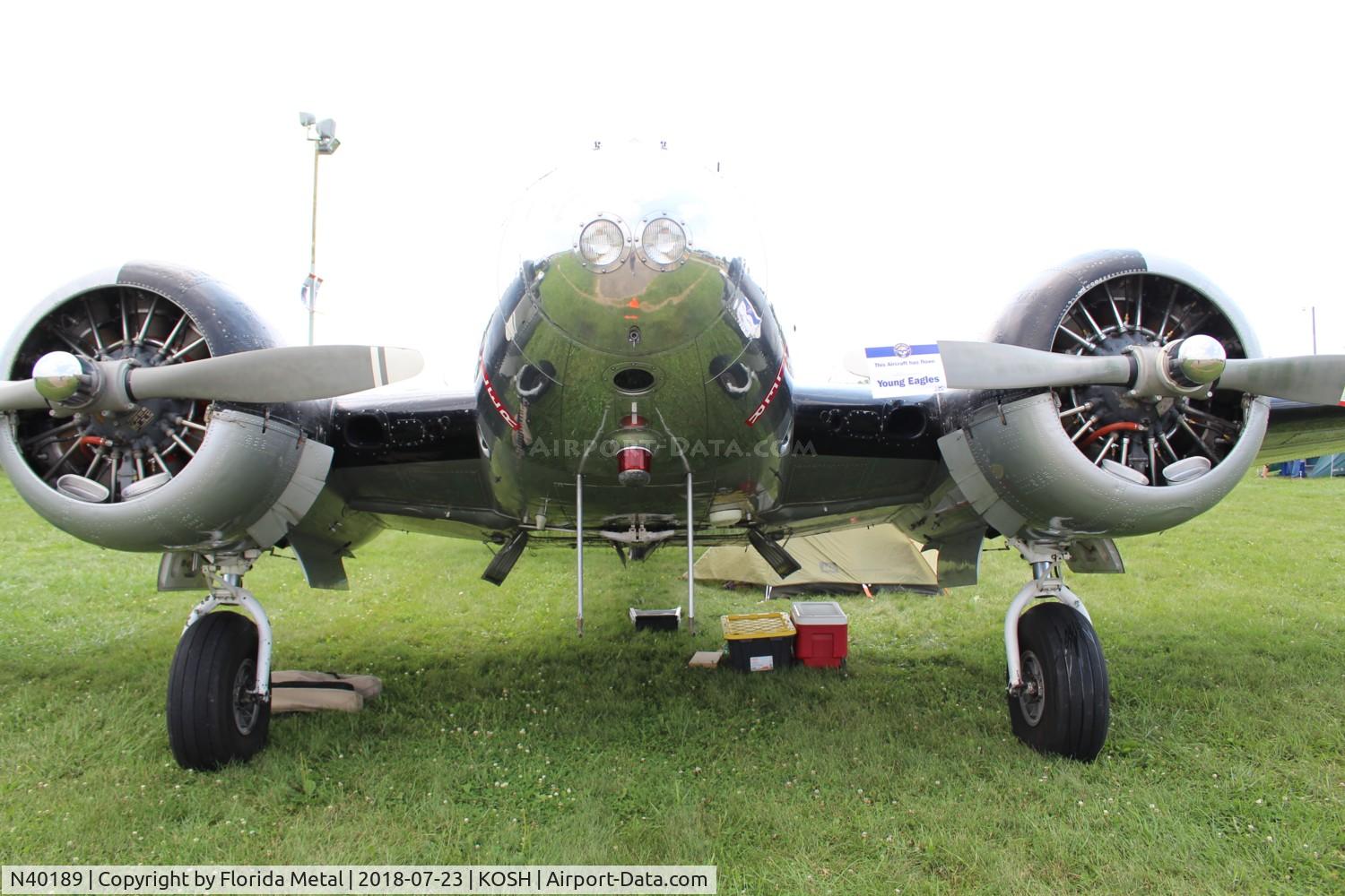 N40189, 1943 Beech RC-45J Expeditor C/N 5523, EAA OSH 2018