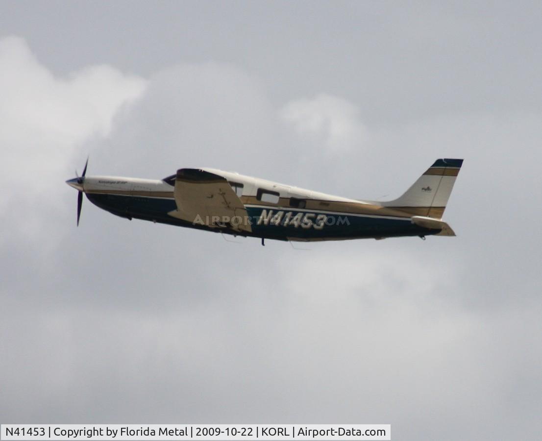 N41453, 1999 Piper PA-32R-301 C/N 3246148, NBAA ORL 2009