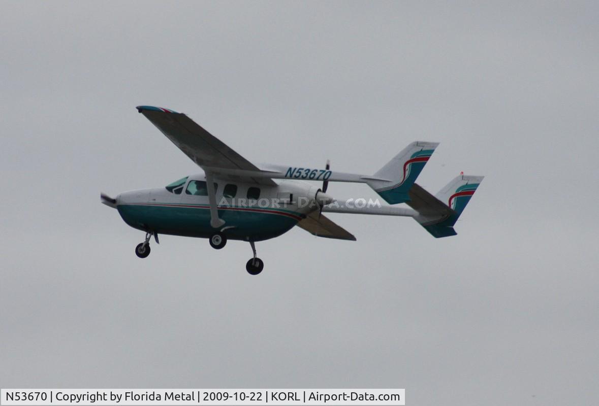 N53670, 1976 Cessna 337G Super Skymaster C/N 33701769, NBAA ORL 2009