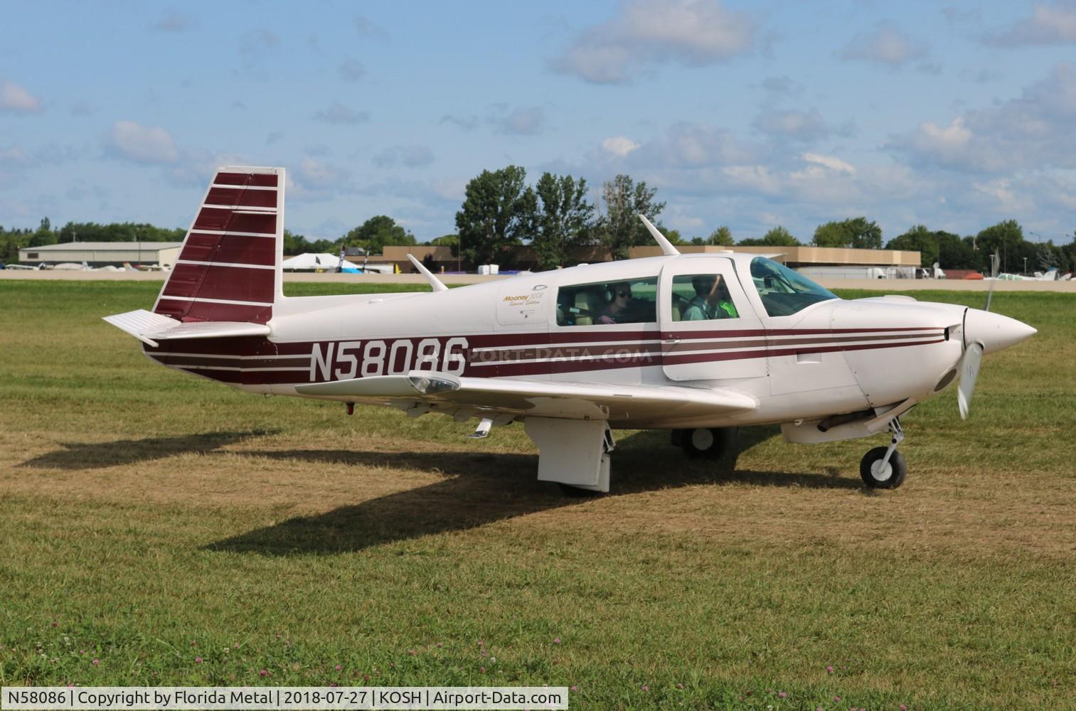 N58086, 1985 Mooney M20J 201 C/N 24-1552, EAA OSH 2018
