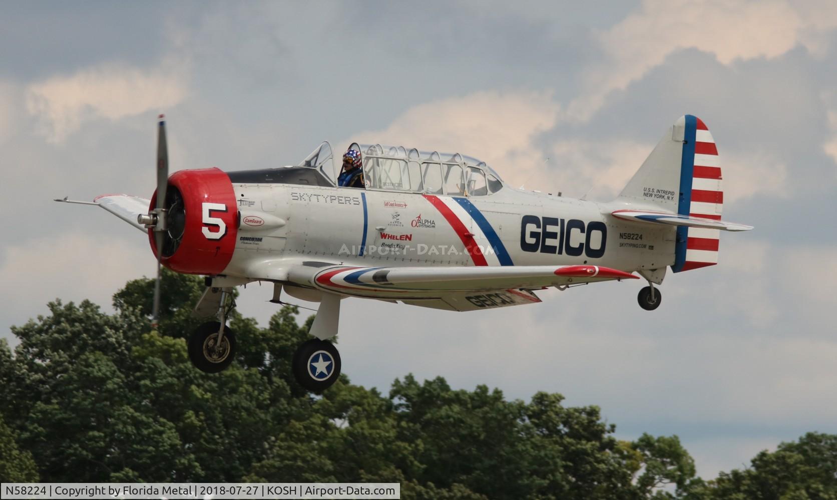 N58224, 1941 North American AT-6B Texan C/N 2553, EAA OSH 2018