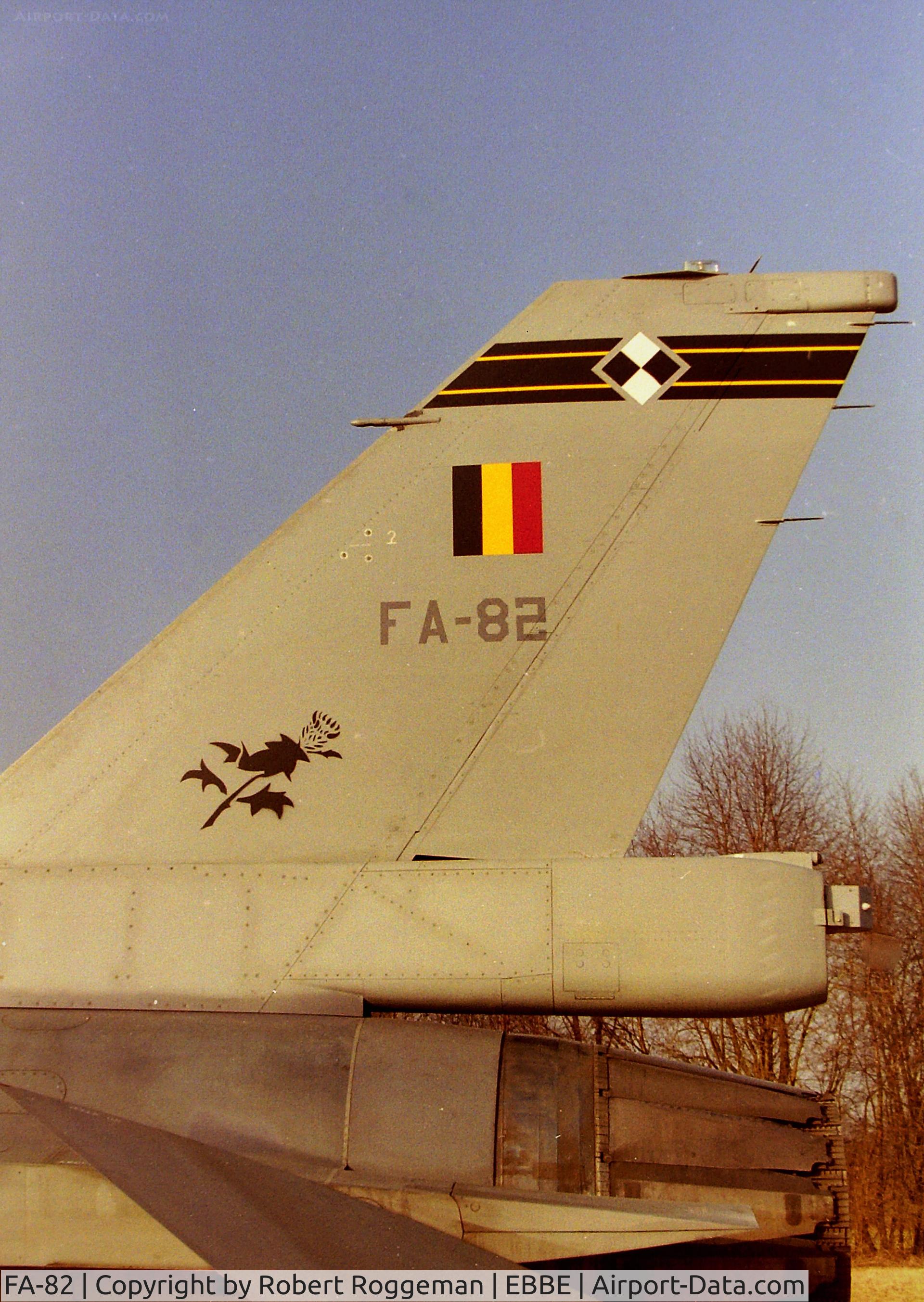 FA-82, SABCA F-16AM Fighting Falcon C/N 6H-82, 1996-02.F-16A.SPOTTERSDAY.THISTLE.
