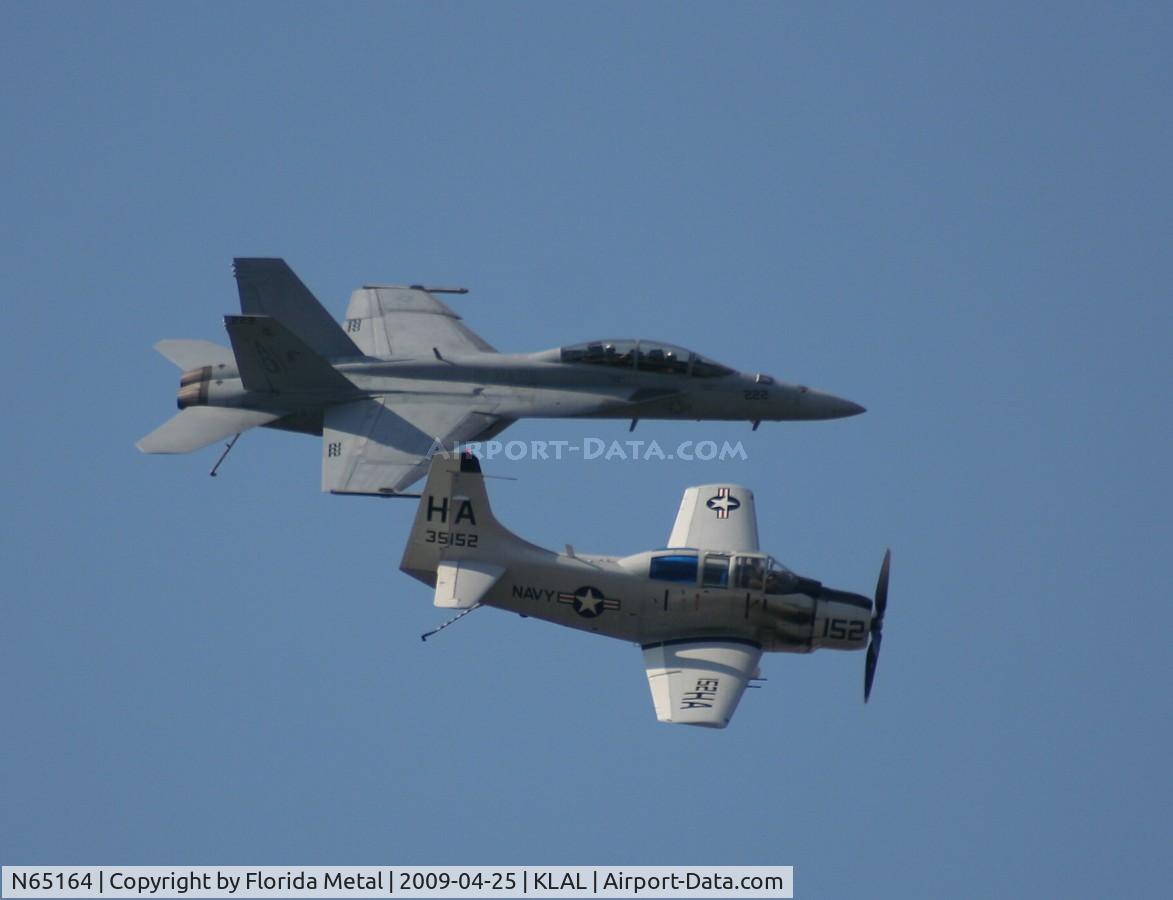 N65164, 1955 Douglas EA-1E Skyraider AD-5W C/N 55-471DH, SNF LAL 2009