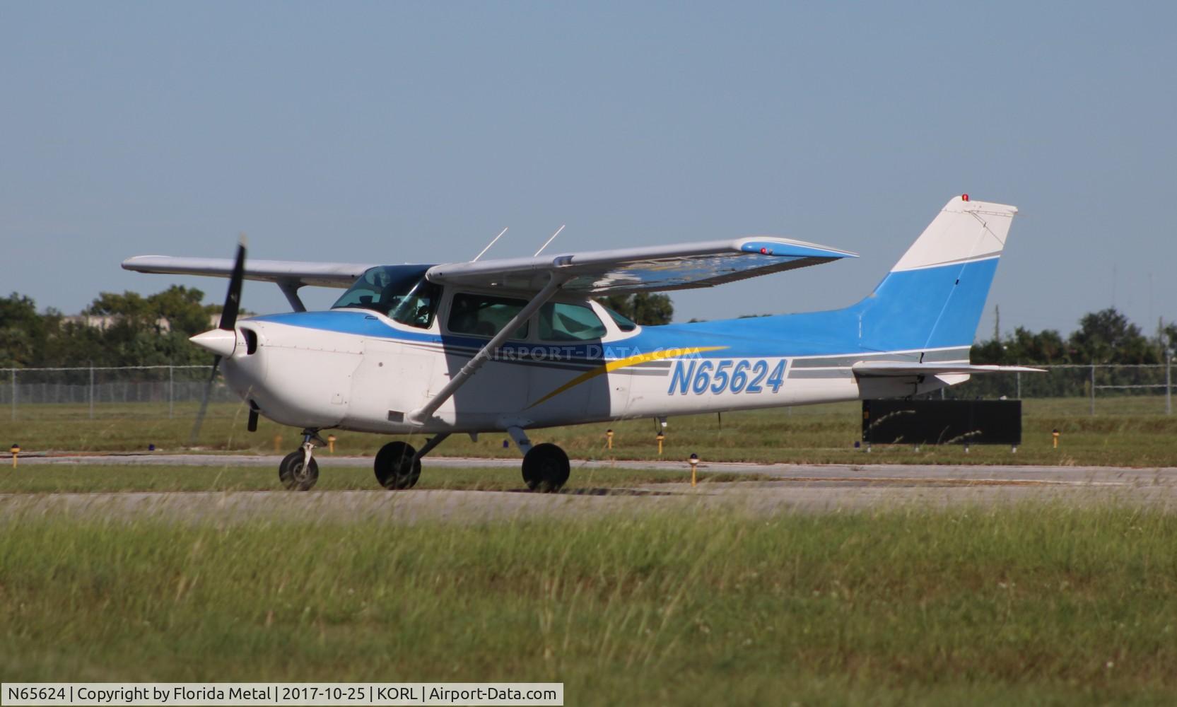 N65624, 1982 Cessna 172P C/N 17275789, ORL spotting 2017
