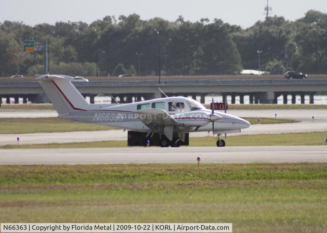 N66363, 1979 Beech 76 Duchess C/N ME-254, NBAA ORL 2009