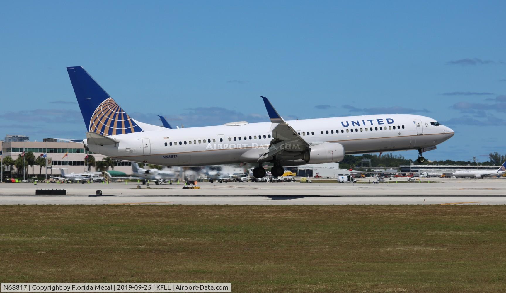 N68817, 2014 Boeing 737-924/ER C/N 42747, FLL spotting 2019