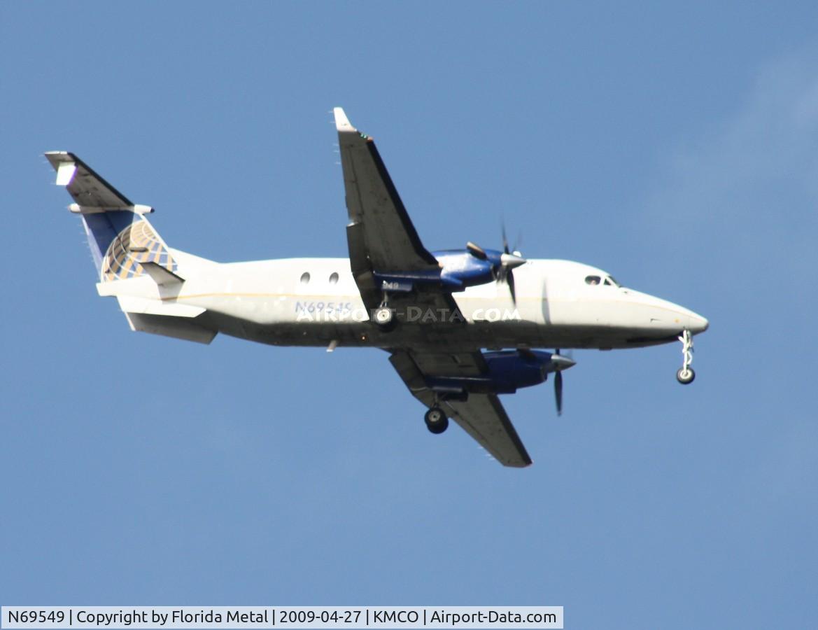 N69549, 1996 Beech 1900D C/N UE-194, MCO spotting 2009