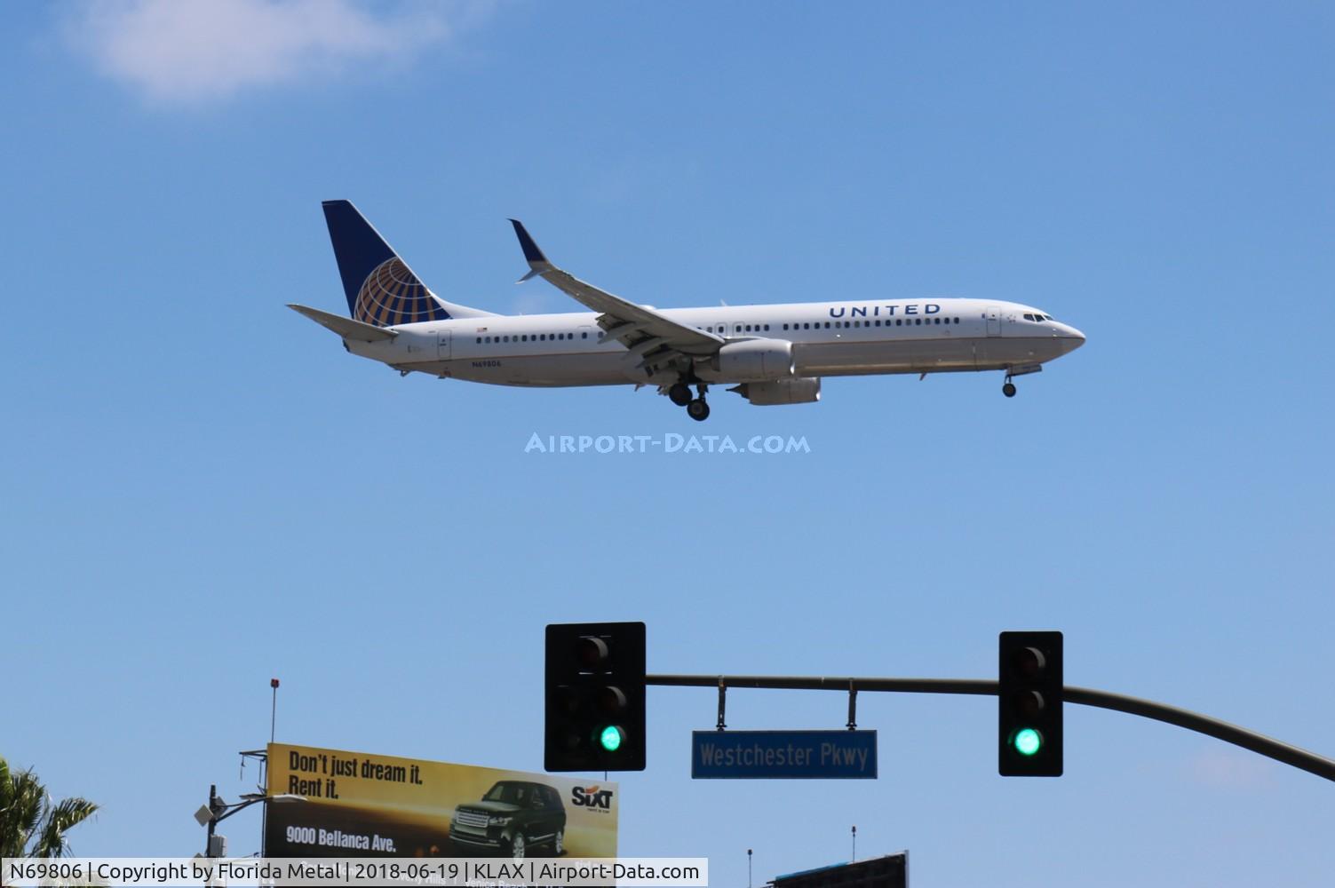 N69806, 2013 Boeing 737-924/ER C/N 42742, LAX spotting 2018