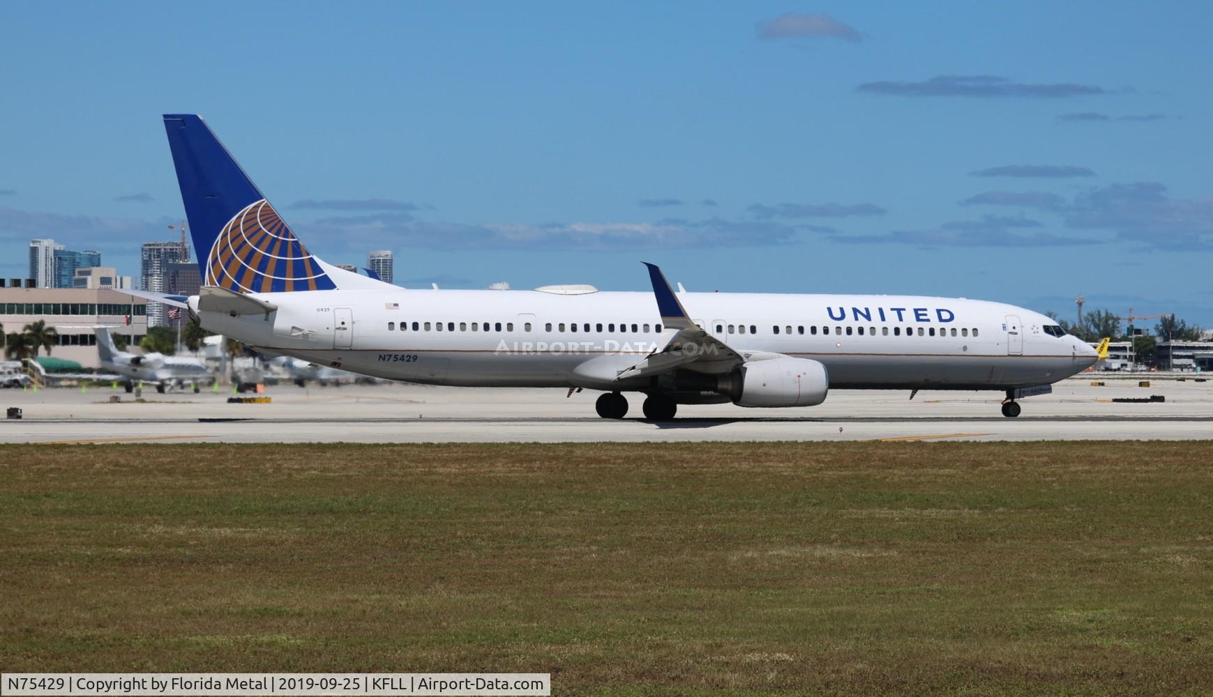 N75429, 2008 Boeing 737-924/ER C/N 30130, FLL Spotting 2019