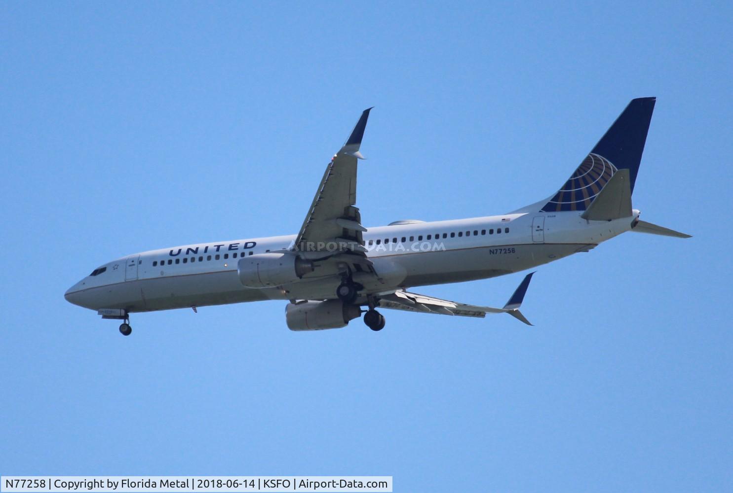 N77258, 2000 Boeing 737-824 C/N 30802, SFO spotting 2018