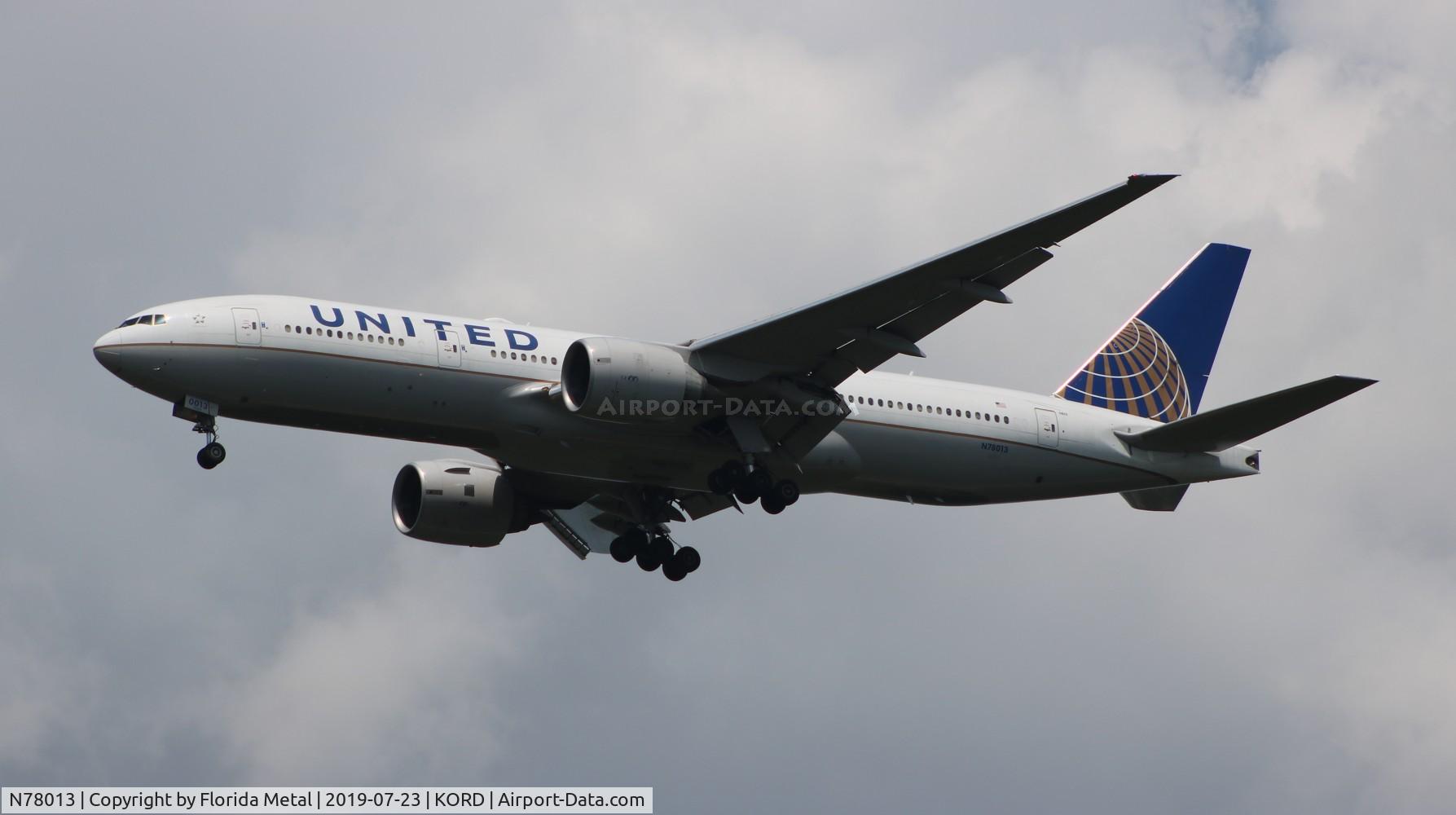 N78013, 1999 Boeing 777-224 C/N 29861, ORD spotting 2019
